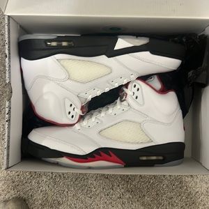 Jordan fire red 5 2020